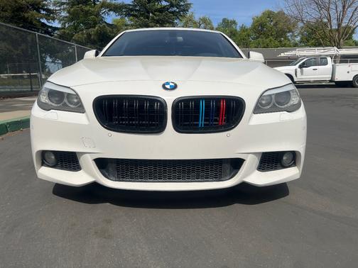 2012 BMW 550 i xDrive