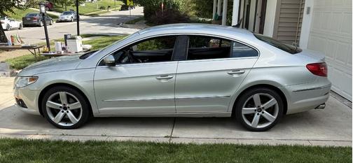 Silver 2011 Volkswagen CC Lux