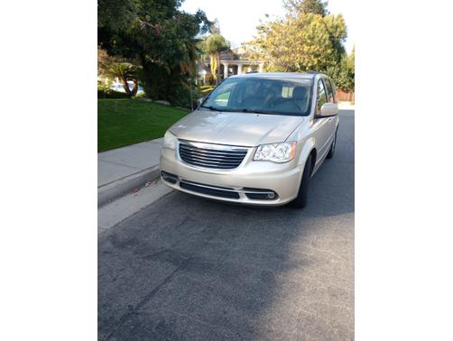 2013 Chrysler Town & Country Touring