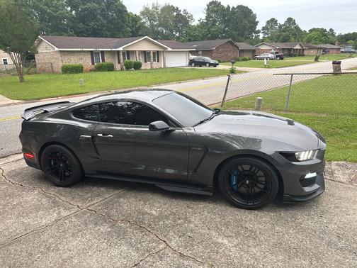 Gray 2016 Ford Shelby GT350 Base