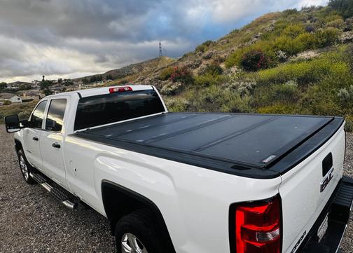 White 2016 GMC Sierra 2500 Base