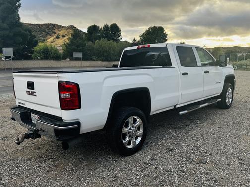 White 2016 GMC Sierra 2500 Base