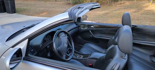 Photo 5 of 11 of 2002 Mercedes-Benz CLK-Class 430 Cabriolet