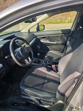 Silver 2016 Subaru Crosstrek 2.0i