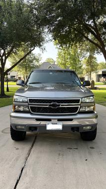 Gray 2006 Chevrolet Silverado 1500 LT Extended Cab