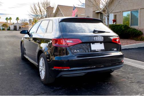 2016 Audi A3 e-tron 1.4T Premium