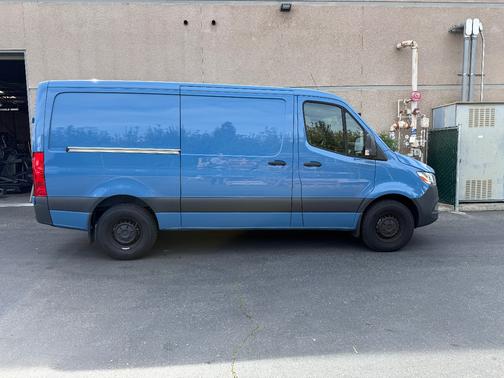 2024 Mercedes-Benz Sprinter 2500 Standard Roof