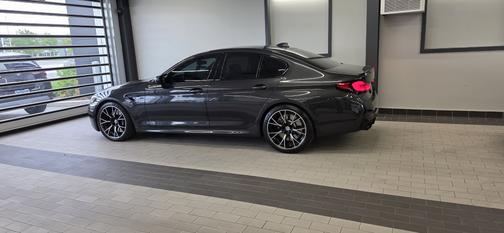 2022 BMW M5 Base