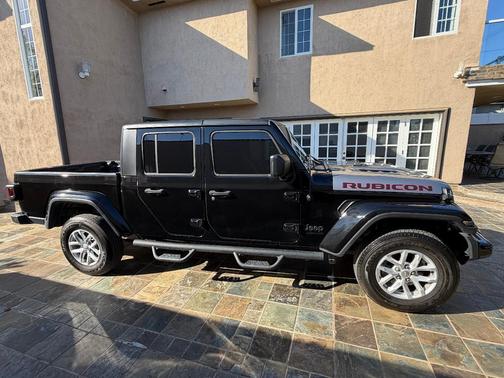 Black 2023 Jeep Gladiator Sport S 