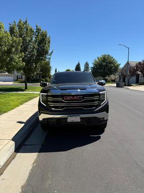 Blue 2023 GMC Sierra 1500 SLT