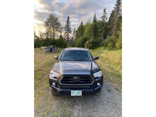 2022 Toyota Tacoma SR