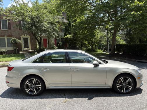 2017 Audi A4 2.0T Premium Plus