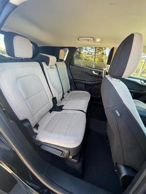 Blue 2021 Ford Escape SE