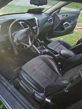 Silver 2013 Hyundai Veloster Base