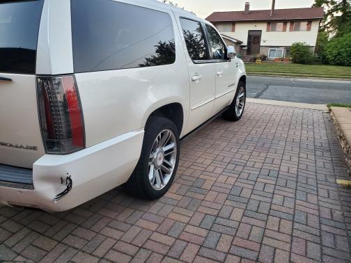 2014 Cadillac Escalade ESV Premium
