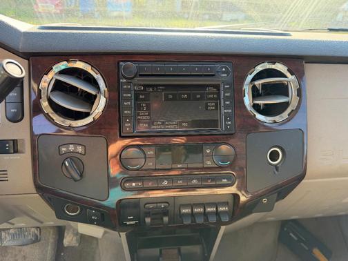 Black 2008 Ford F-450 Lariat Crew Cab Super Duty