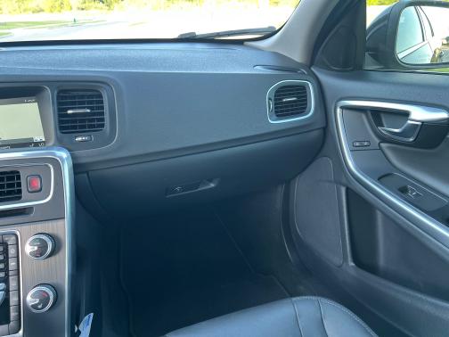 2016 Volvo S60 T5 Drive-E Premier