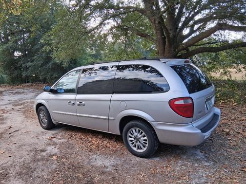 2002 Chrysler Town & Country EX