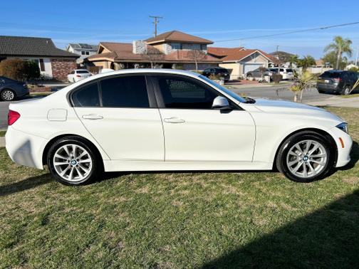 2018 BMW 320 i