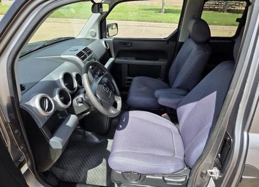 Silver 2017 Chevrolet Traverse Premier