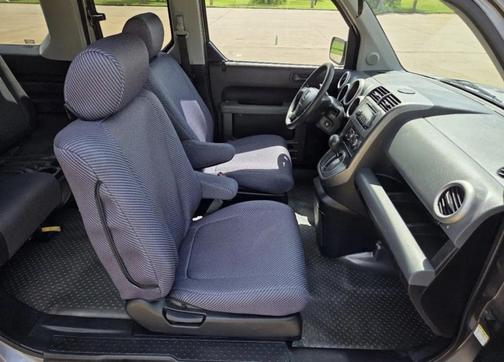 Silver 2017 Chevrolet Traverse Premier