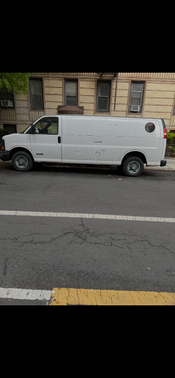White 2003 Chevrolet Express 2500 Cargo