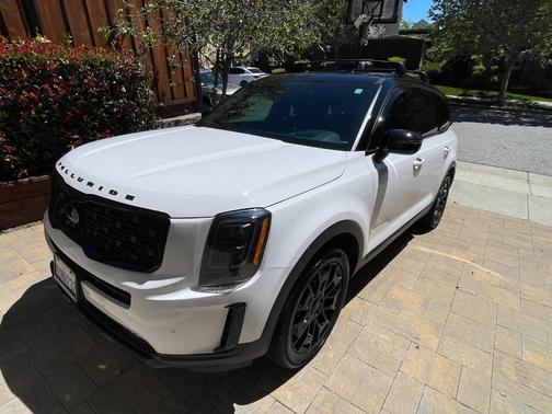 White 2021 Kia Telluride SX