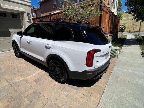 White 2021 Kia Telluride SX