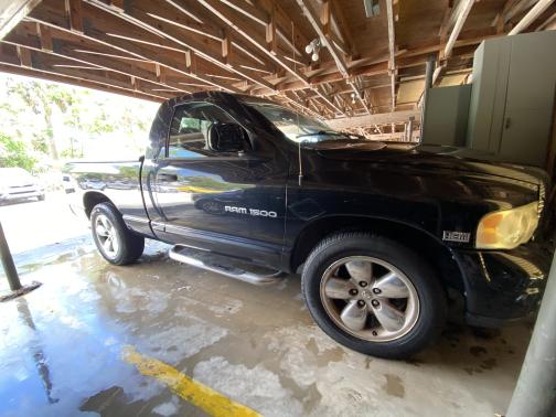2004 Dodge Ram 1500 SLT