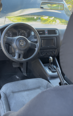 Black 2014 Volkswagen Jetta Auto S