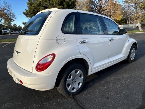 2008 Chrysler PT Cruiser Base