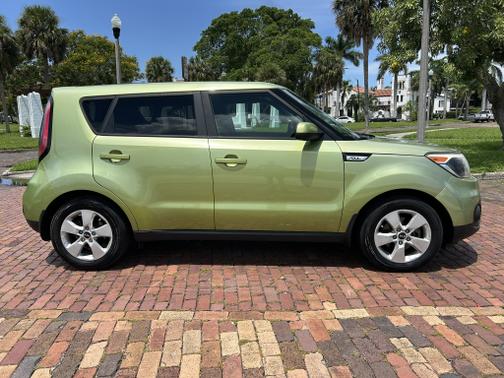 2018 Kia Soul Base