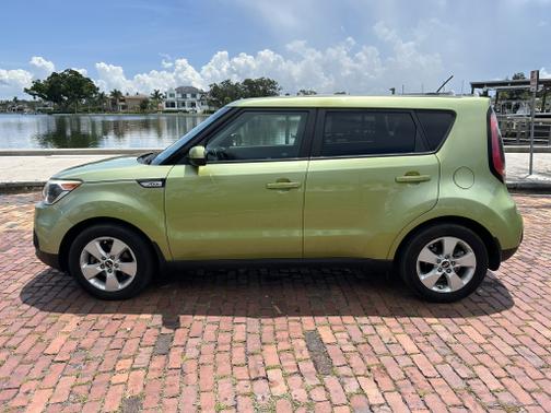 2018 Kia Soul Base