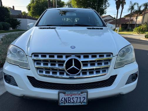 White 2011 Mercedes-Benz M-Class ML 350