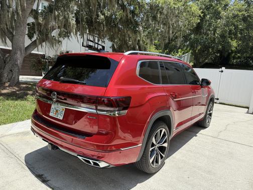 2024 Volkswagen Atlas 2.0T SEL Premium R-Line 4MOTION