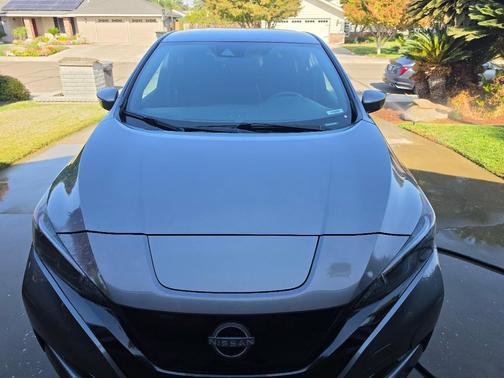 Gray 2023 Nissan Leaf S