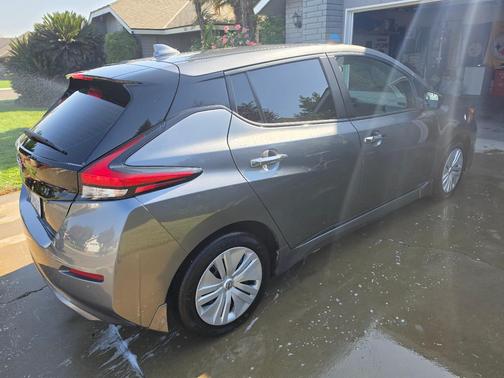 Gray 2023 Nissan Leaf S