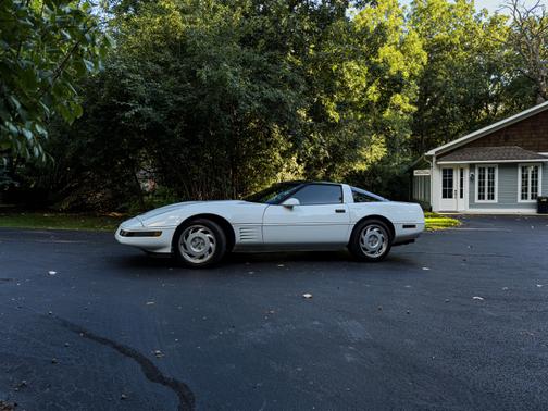1992 Chevrolet Corvette Base