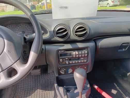 Red 2003 Pontiac Sunfire Base