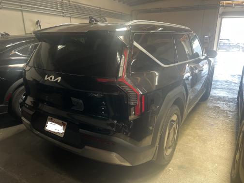 2025 Kia EV9 Wind