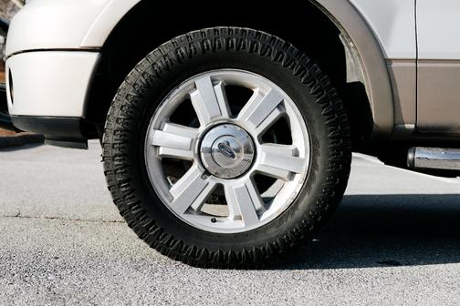 2006 Ford F-150 Lariat SuperCrew