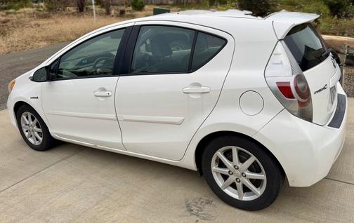 2012 Toyota Prius c Four