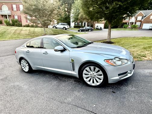 2009 Jaguar XF Premium Luxury