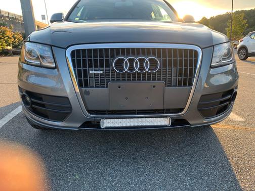 Gray 2012 Audi Q5 2.0T Premium Plus