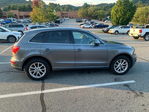 Gray 2012 Audi Q5 2.0T Premium Plus