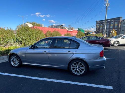 Silver 2011 BMW 328 i xDrive