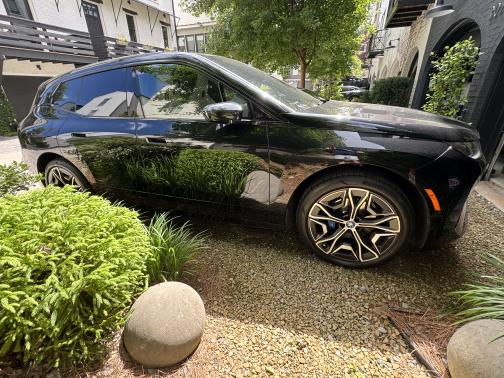 2025 BMW iX xDrive50