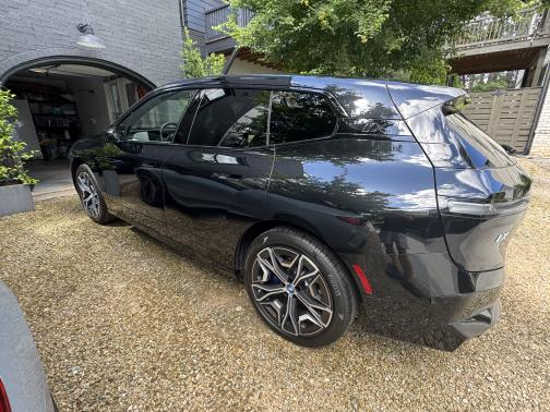2025 BMW iX xDrive50