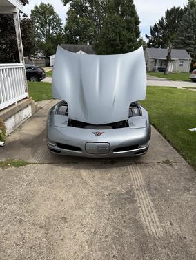Gray 2004 Chevrolet Corvette Base