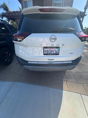 White 2022 Nissan Rogue SV